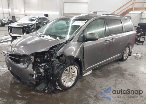 2015 Toyota Sienna Xle 8 Passenger из США, поврежденный, VIN 5TDYK3DC9FS669909